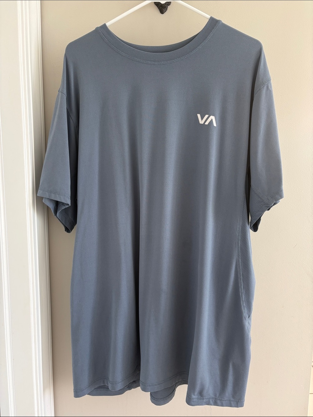 RVCA VA Sport Vent Short Sleeve Tee Size XXL in Dusty Blue